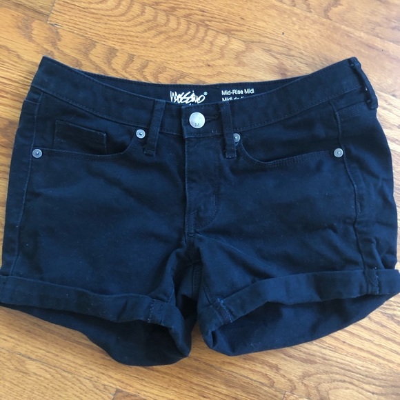 Mossimo mid rise super stretch black jean Shorts size 0 - Picture 1 of 4